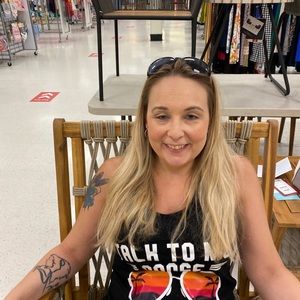 Meet your Posher, Summer